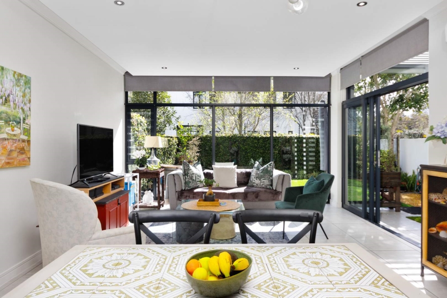 3 Bedroom Property for Sale in Paardevlei Western Cape